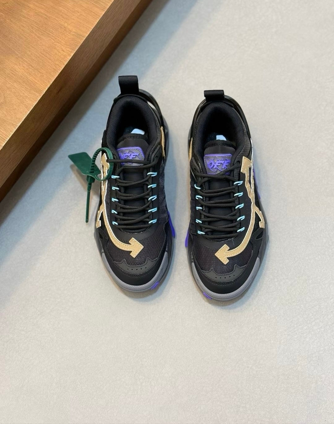 Off-white Odsy 2000