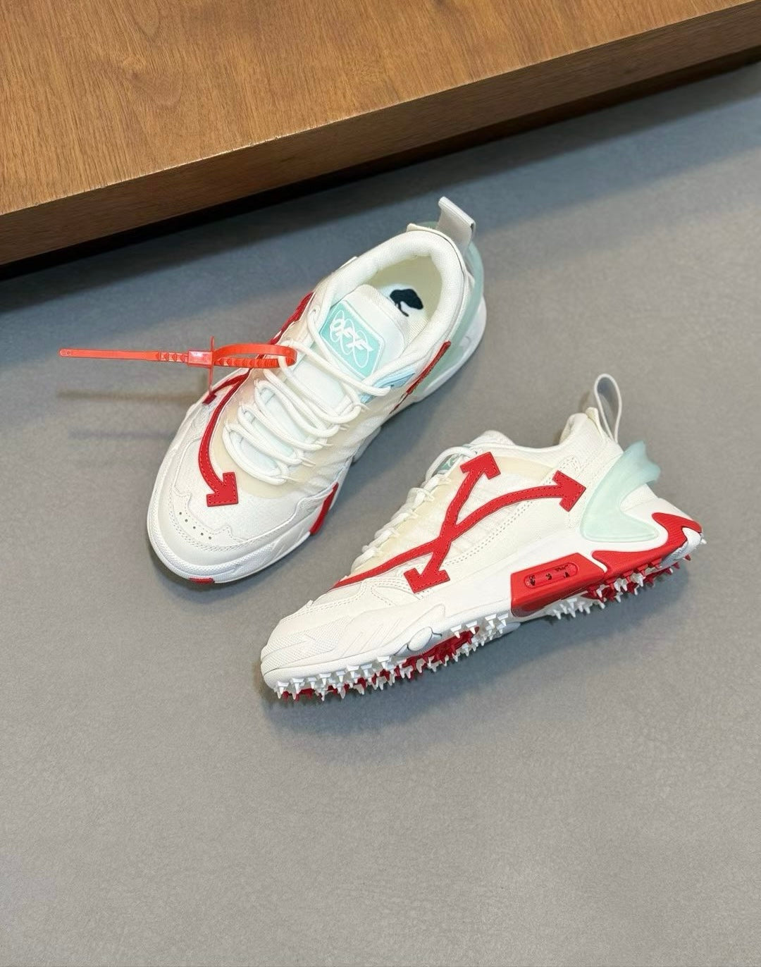 Off-white Odsy 2000