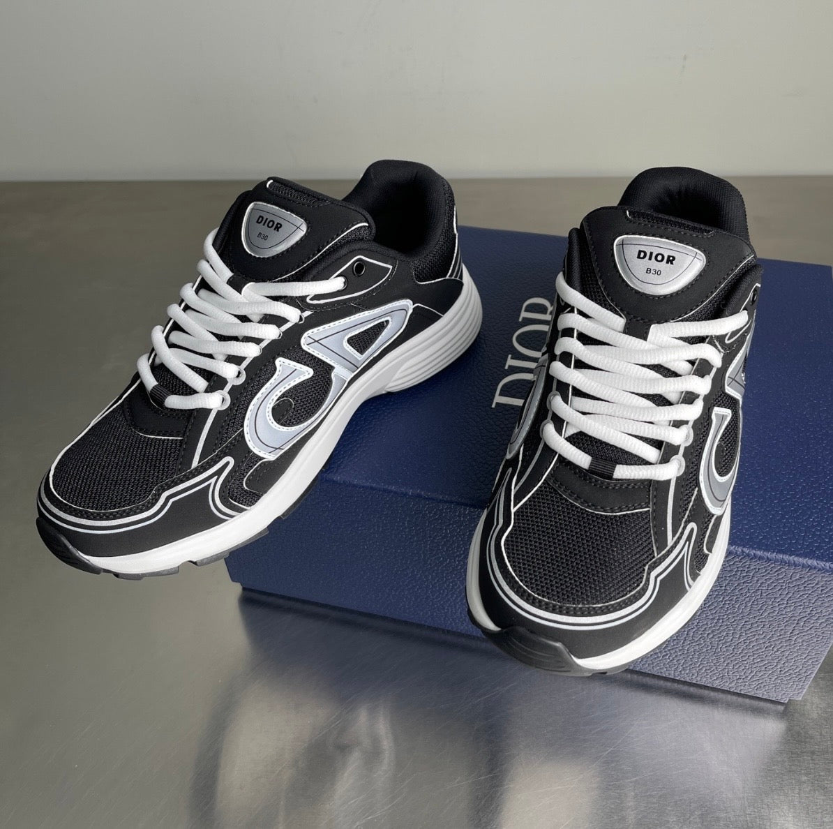 Dior B30