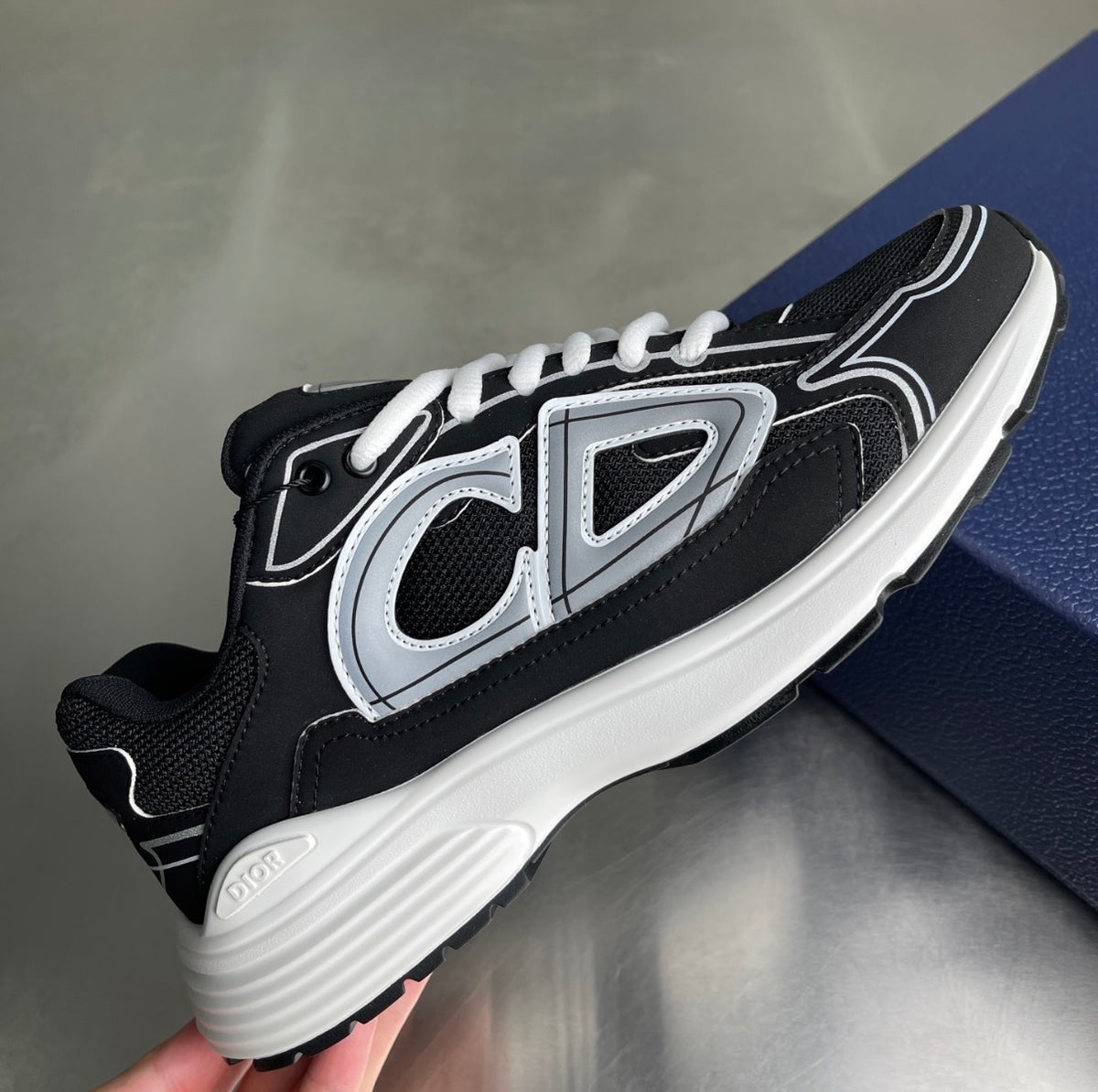 Dior B30