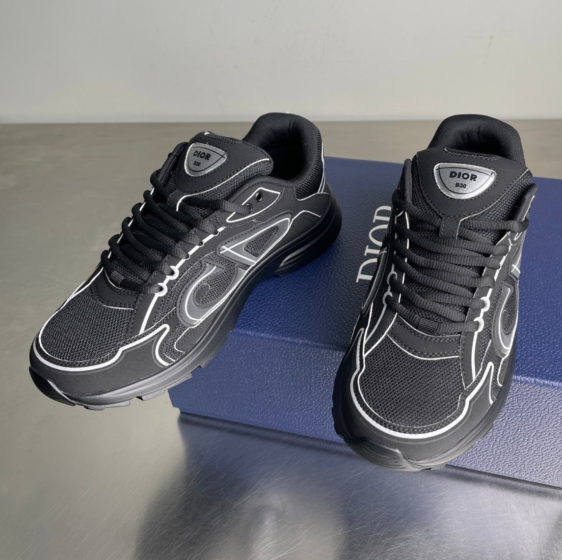 Dior B30