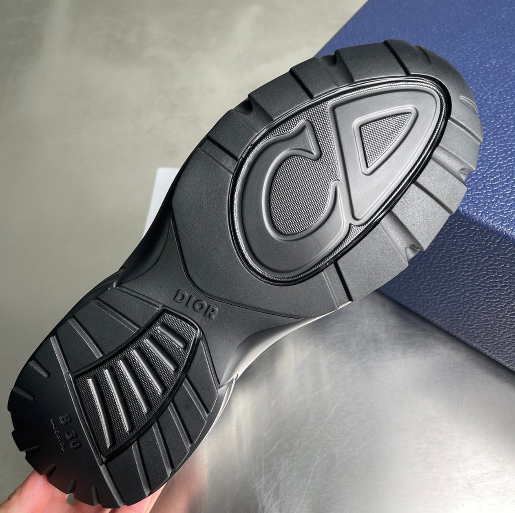 Dior B30