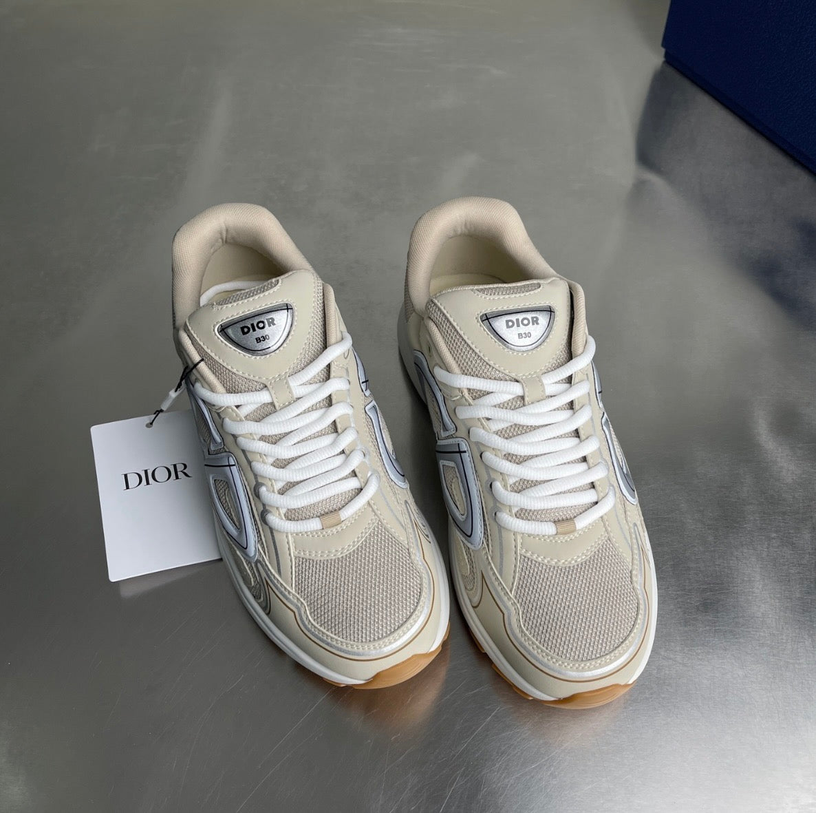 Dior B30