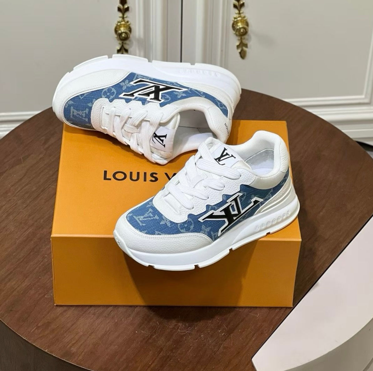 Louis Vuitton sneaker