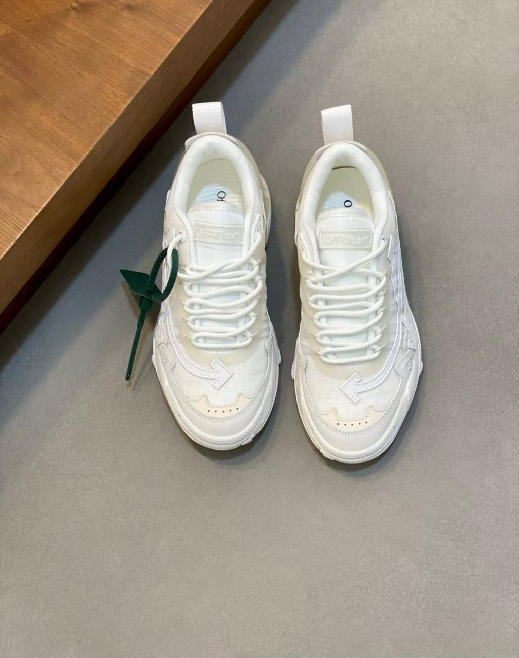 Off-white Odsy 2000