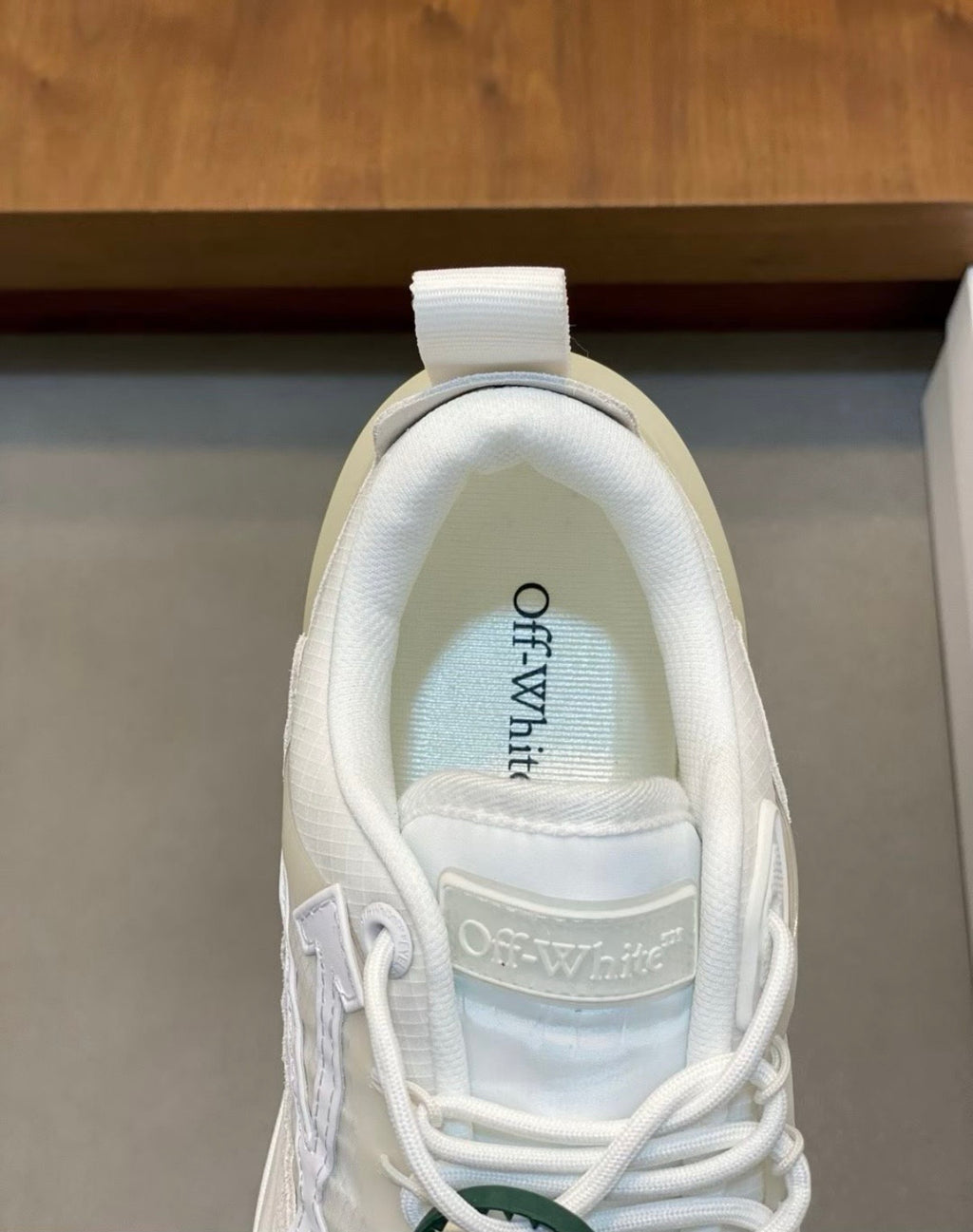 Off-white Odsy 2000