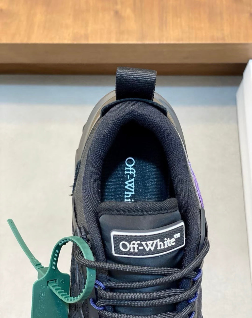 Off-white Odsy 2000