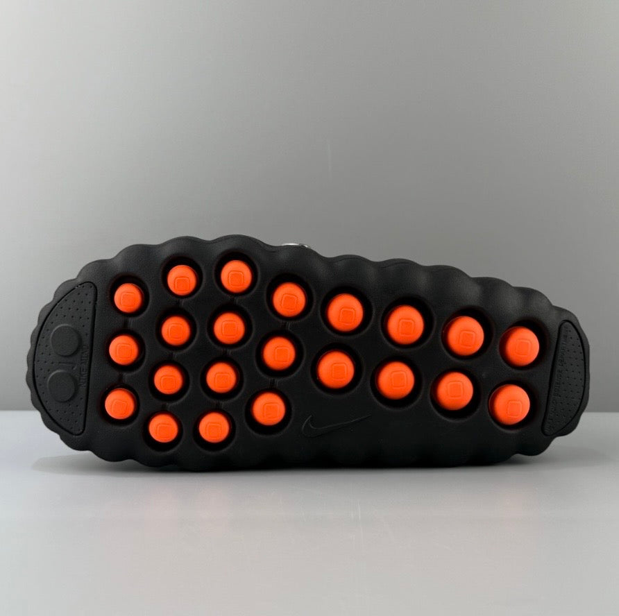 Nike Mind 001