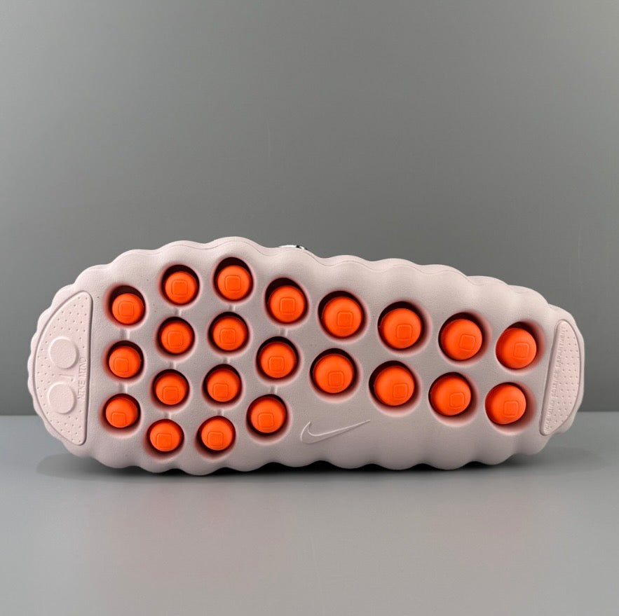 Nike Mind 001