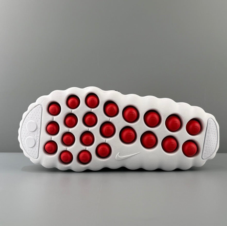 Nike Mind 001