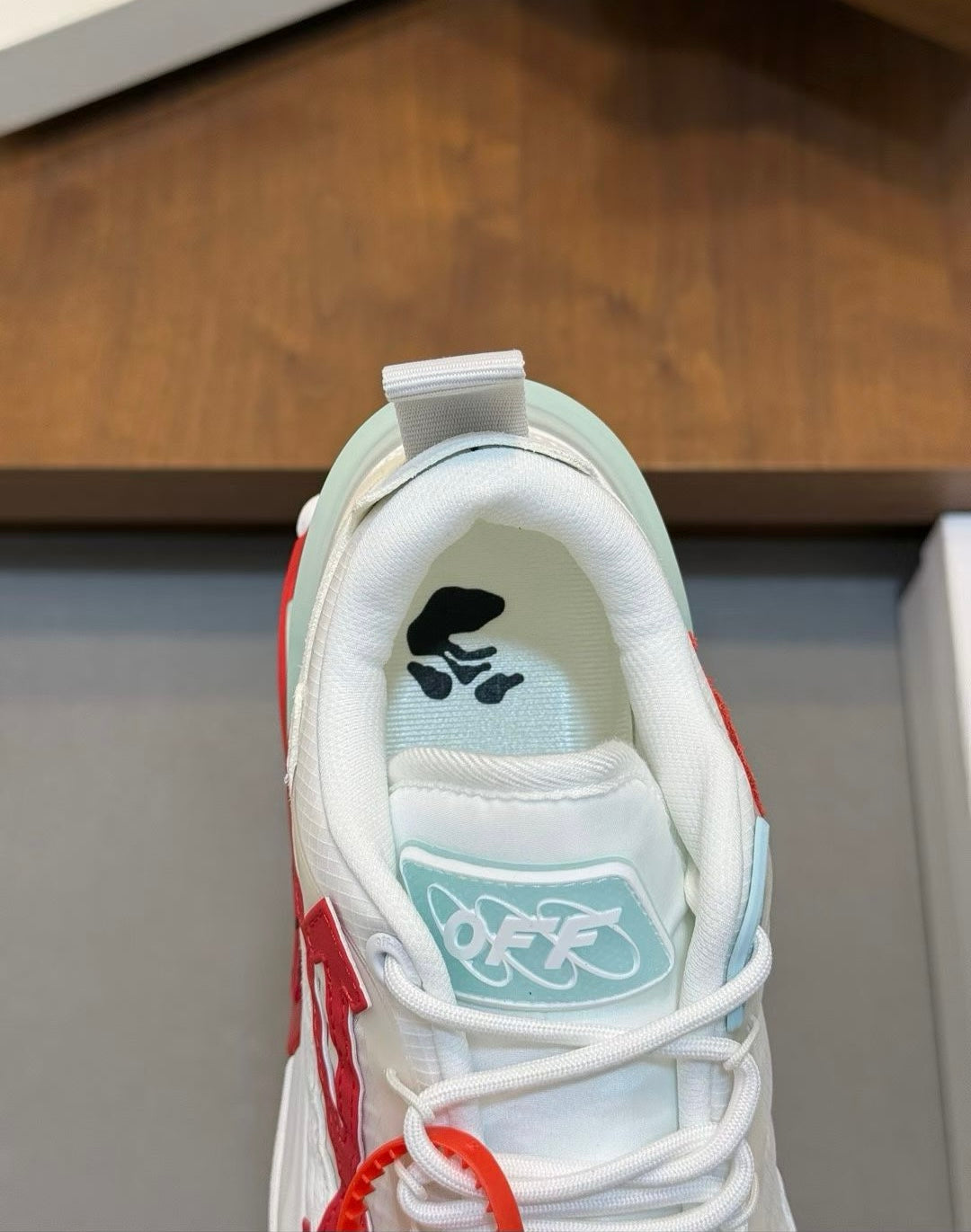 Off-white Odsy 2000