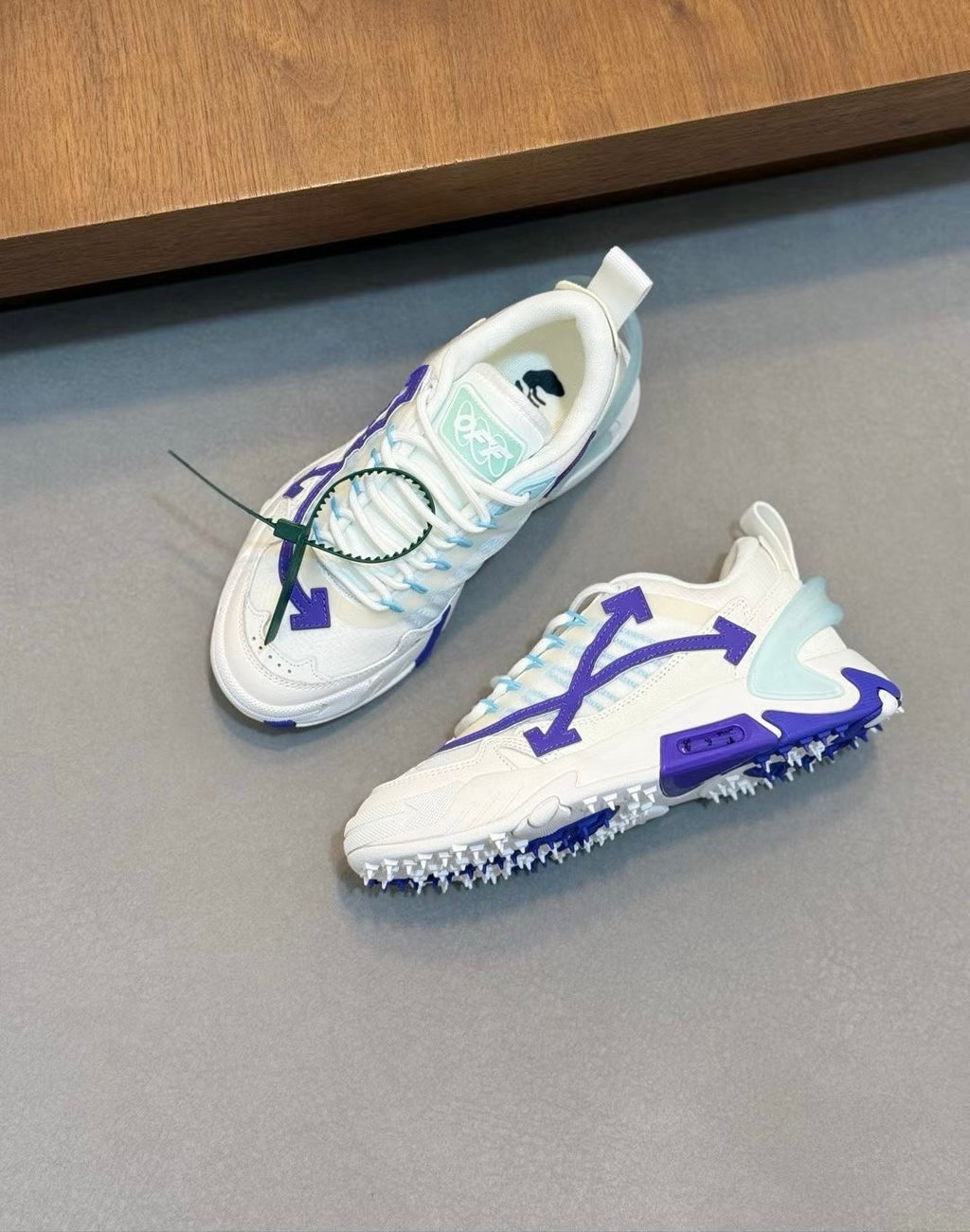 Off-white Odsy 2000